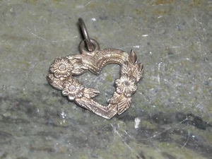 vintage sterling silver 925 SA Peru heart flowers love charm or pendant - Picture 1 of 2