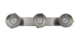 Philips LED Deckenstrahler Spur Matt Chrom 13,5W 1500lm 2700K Warmweiß dimmbar - Bild 1 von 3