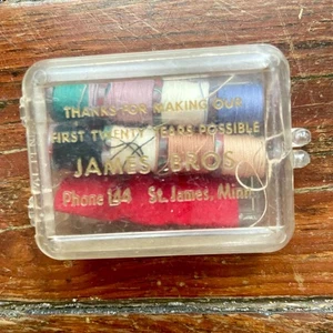 Vintage James Bros St James Minnesota Plastic Sewing Needles Thread Travel EUC - Picture 1 of 3