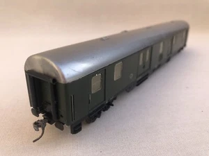 Roco? HO Gauge DB Deutsche Bundespost Mail Coach München Green Kadee Couplings - Picture 1 of 15