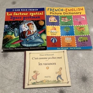 3 x Learning French books. Space Postman, French English Dictionary, les Vacanc - Picture 1 of 10