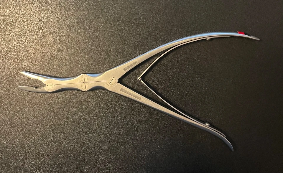 Codman 53-1127 Laminectomía Roungeur - 9 pulgadas - Mordida de 5 mm - Inoxidable - Usado Foto 1 de 1