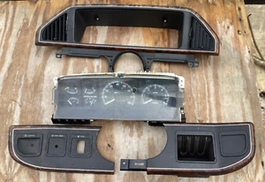 1991 Ford F150 Speedometer Cluster W/Tach  Plus 3 Woodgrain Bezels  MANUAL Trans - Foto 1 di 13