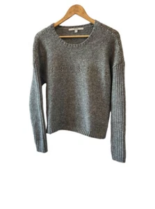 NWOT GUESS Grey Chain Detail Crew Neck Pullover Sweater S - Picture 1 of 9