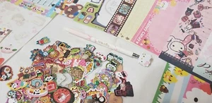 Lindo bolígrafo Kawaii Hello Kitty Coleccionable Fiesta Favor Memo Hojas y Pegatinas Coposas - Imagen 1 de 3
