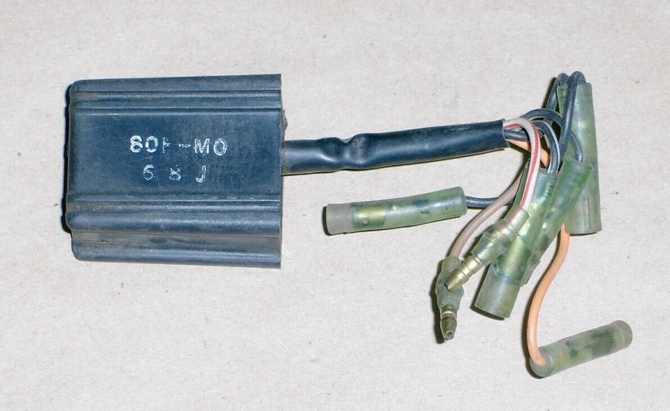 Caja original Yamaha Bravo 250 CDI 1985-1987 # 80F-85540-M0-00 Foto 1 de 1