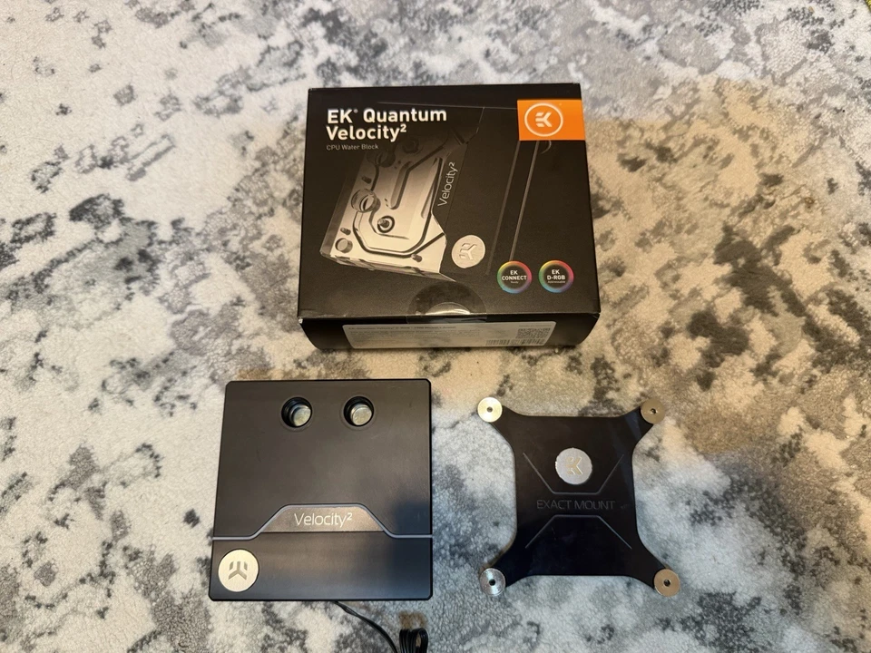 Bloque de agua CPU níquel/acetal negro EK-Quantum Velocity² D-RGB 1700 Foto 1 de 4