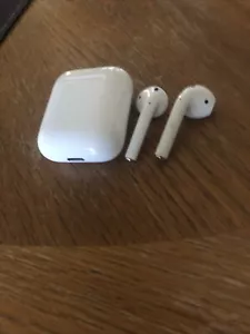 airpods gen 1 - Picture 1 of 4