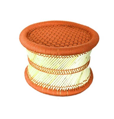 Taburete artesanal ecológico KSM Muddha exterior interior color rojo 1 pieza  Foto 1 de 2