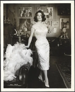 HOLLYWOOD AVA GARDNER ACTRESS STYLISH POSE 1963 STUNNING VINTAGE ORIGINAL PHOTO - Picture 1 of 2