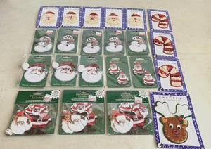 22 Weihnachtsaufnäher Bügelbild Applikation Weihnachtsmänner Rentier Stöcke Schneemänner - Bild 1 von 7