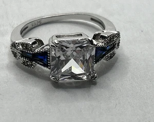 Sterling Silver Princess Cut cz ring with blue accent stones 925 Sz 6.25 - Picture 1 of 8