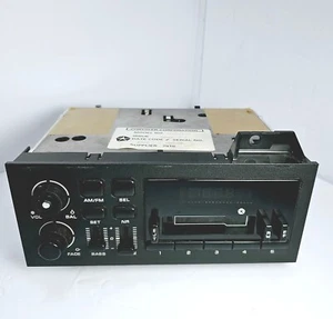 Chrysler Jeep Dodge OEM AM FM Cassette Player Radio 56007113 - Bild 1 von 14