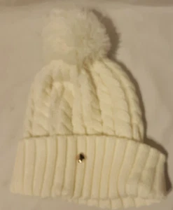 Kate Spade NY Beanie Wintermütze mit Zopfmuster und Bündchen Bommelanhänger cremeweiß Einheitsgröße - Bild 1 von 4
