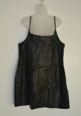 Nasty Gal, Vestido Pinny, Cuero Real, Talla Grande 18, Negro, Correa de Espagueti Foto 1 de 4