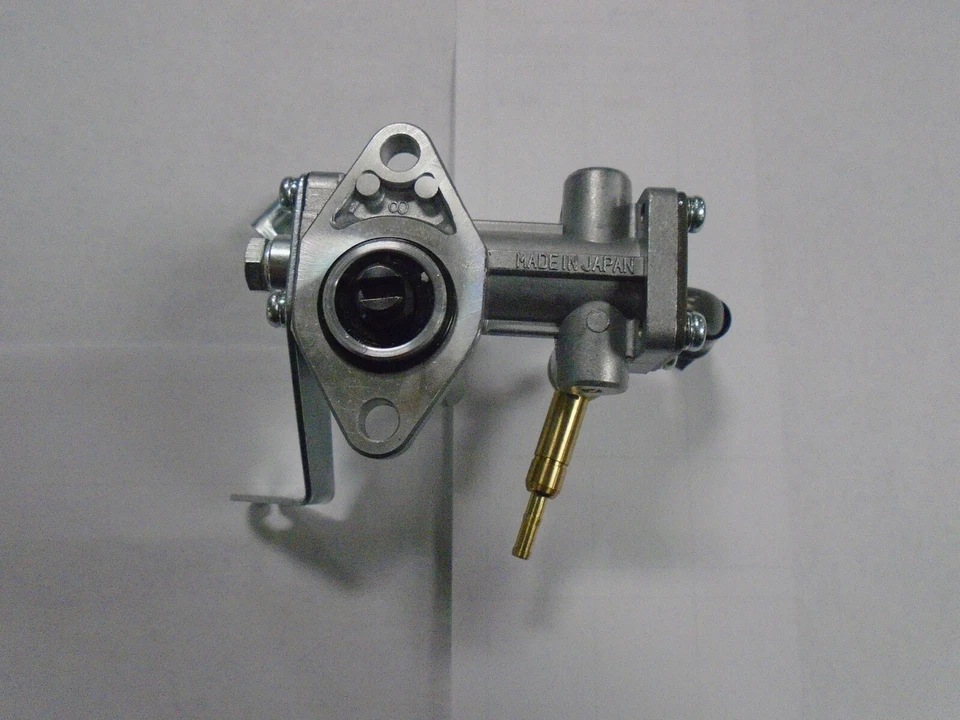 BRAND NEW 2010-2017 T570/Bearcat/Lynx Oil Pump 3007-866 - Image 1 of 4