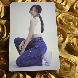 KAZUHA LE SSERAFIM 1st Fearless Edition Kpop Girl Photo Card White Jeans - Picture 1 of 4