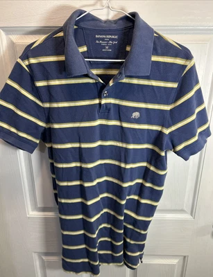Camisa polo Banana Republic para hombre azul y amarillo a rayas manga corta algodón mediana Foto 1 de 4