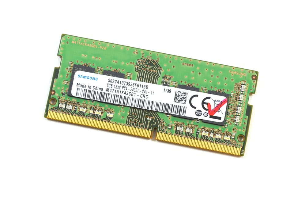 Samsung 8GB 1Rx8 M471A1K43CB1-CRC  PC4-19200(DDR4-2400T) SO-DIMM 260 Pins RAM - Bild 1 von 3