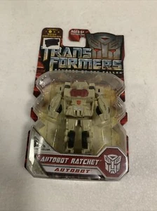 Transformers ROTF Autobot Ratchet Mini Figure 2008 New Unopened - Picture 1 of 7