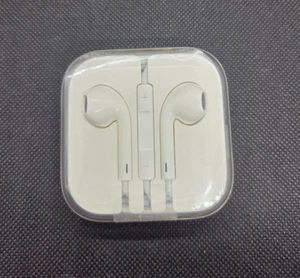 Apple Wired Earbuds 3.5mm Jack OEM - Photo 1 sur 2