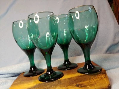 (4) Copas de vino de agua lágrima de enebro verde azulado borde dorado vintage de los años 80 - sin astillas Foto 1 de 2
