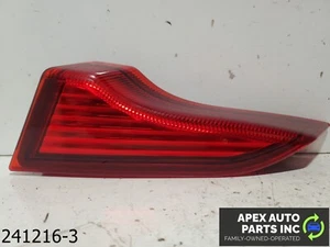 OEM 2006-2010 Volvo C70 2.5L UPPER TAIL LIGHT RIGHT PASSENEGER SIDE - Picture 1 of 7
