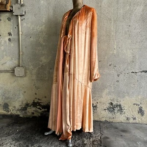 Antiguo abrigo y blusa envolvente de terciopelo de seda crema naranja de los años 20 vintage de los años 30 - Imagen 1 de 24