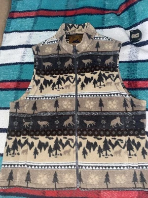 Colorado Brand All Over Print Fuzzy Fleece Mountain Aztec Style Trees Wolves Med - Image 1 of 4