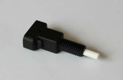 Brake Light Switch FORD CAPRI CORTINA ESCORT RS2000 MEXICO SPORT GRANADA ORION Foto 1 de 2