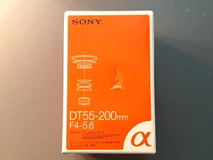 Sony DT 55-200 mm f/4-5.6 Zoom DSLR Lens SAL55200 + HOYA UV(0) Filter - Picture 1 of 4