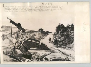 Allied Motor Column BOMBED at TUNISIA Africa World War II 1943 Press Photo - Picture 1 of 2