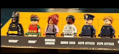 The Lego Batman Movie 70912  ARKHAM ASYLUM-MINIFIGURES ONLY-NEW OUT THE BOX - Image 1 of 2