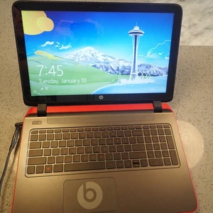 HP Pavilion Beats special edition 15-p030nr - Picture 1 of 6