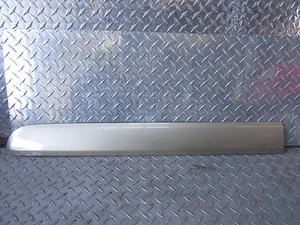 2006 KIA SEDONA LEFT DRIVER REAR SLIDING DOOR TRIM MOLDING - Picture 1 of 4
