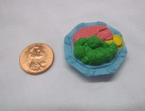 New Fisher Price Loving Family Dollhouse Salmon Broccoli Lemon Blue Dinner Plate - Picture 1 of 2