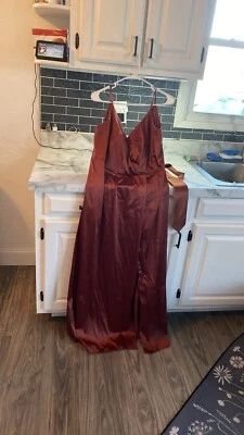 Vestido formal DB Studio Celebrate para mujer talla 16 naranja satinado sin mangas dama de honor Foto 1 de 4