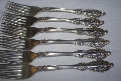 COMMUNITY SILVER PLATED FLATWARE  "SILVER ARTRISTY"  (6) DINNER FORKS - Image 1 of 3