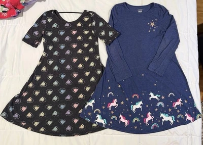 2x Jumping Frijoles Todo el Día Vestido Colorido Unicornio Azul Negro Niñas Talla 7 Usado en Excelente Condición Foto 1 de 4