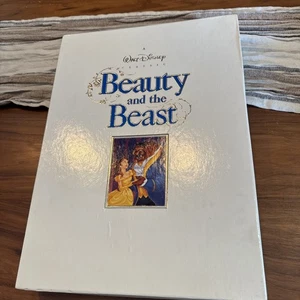 Walt Disney Beauty and the Beast DELUXE VHS COLLECTOR'S EDITION Soundtrack Book - Picture 1 of 8