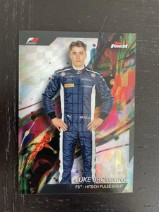 2024 Topps Finest Formula 1 Common Refractor Luke Browning #55 - Bild 1 von 2