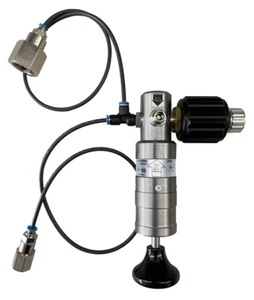 LR-Cal LPP 10 Pneumatic Pressure Pump 145 PSI/ 10 bar Pressure Test Pump - Picture 1 of 3