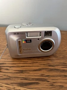 Kodak EasyShare CX7300 3.2MP Silver Compact Digital Camera - Picture 1 of 4