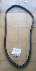 52100737 52070264 LEFT REAR DOOR GASKET JEEP RENEGADE - Picture 1 of 3