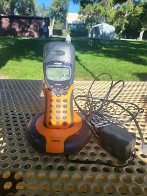 VTECH CORDLESS TELEPHONE 2434 DC 9V, 400 mA, 24 GHz - Image 1 of 4