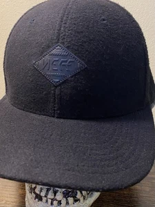 Neff Herren Wollmischung Mütze Kappe kariert Ohrenklappen klein/mittel tailliert NICHT verstellbar! - Bild 1 von 11