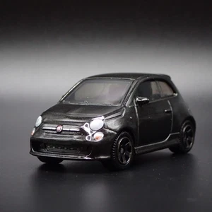 2007-2025 FIAT 500 Turbo Nero 1/64 Scala da Collezione Diorama Modellino Auto - Foto 1 di 7