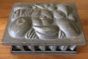 Stampo per torta budino gelatina antico frutta scanalata in latta metallo latta primitiva 3 pz RARO - Foto 1 di 8