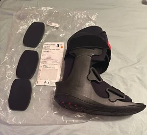 ProCare XcelTrax Air Ankle Walker Brace/Walking Universal Boot Medium 79-95525 - Picture 1 of 7