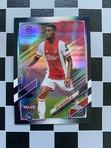 2020-21 Topps Chrome X Steve Aoki UCL RC Ryan Gravenberch Neon Future II /99 - Bild 1 von 2